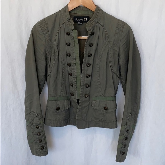 🌾Forever 21🌾 - Green Jacket - Picture 2 of 5